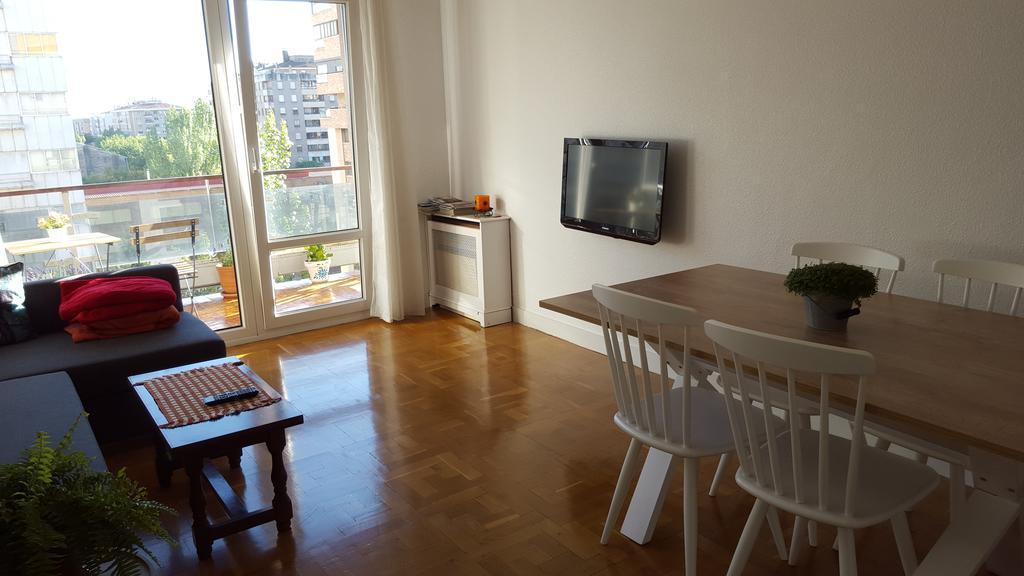 Apartamento Vuelta del Castillo Pamplona Exterior foto